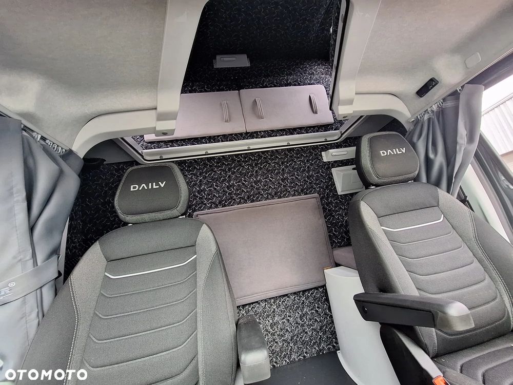 Iveco Daily 70C - 32