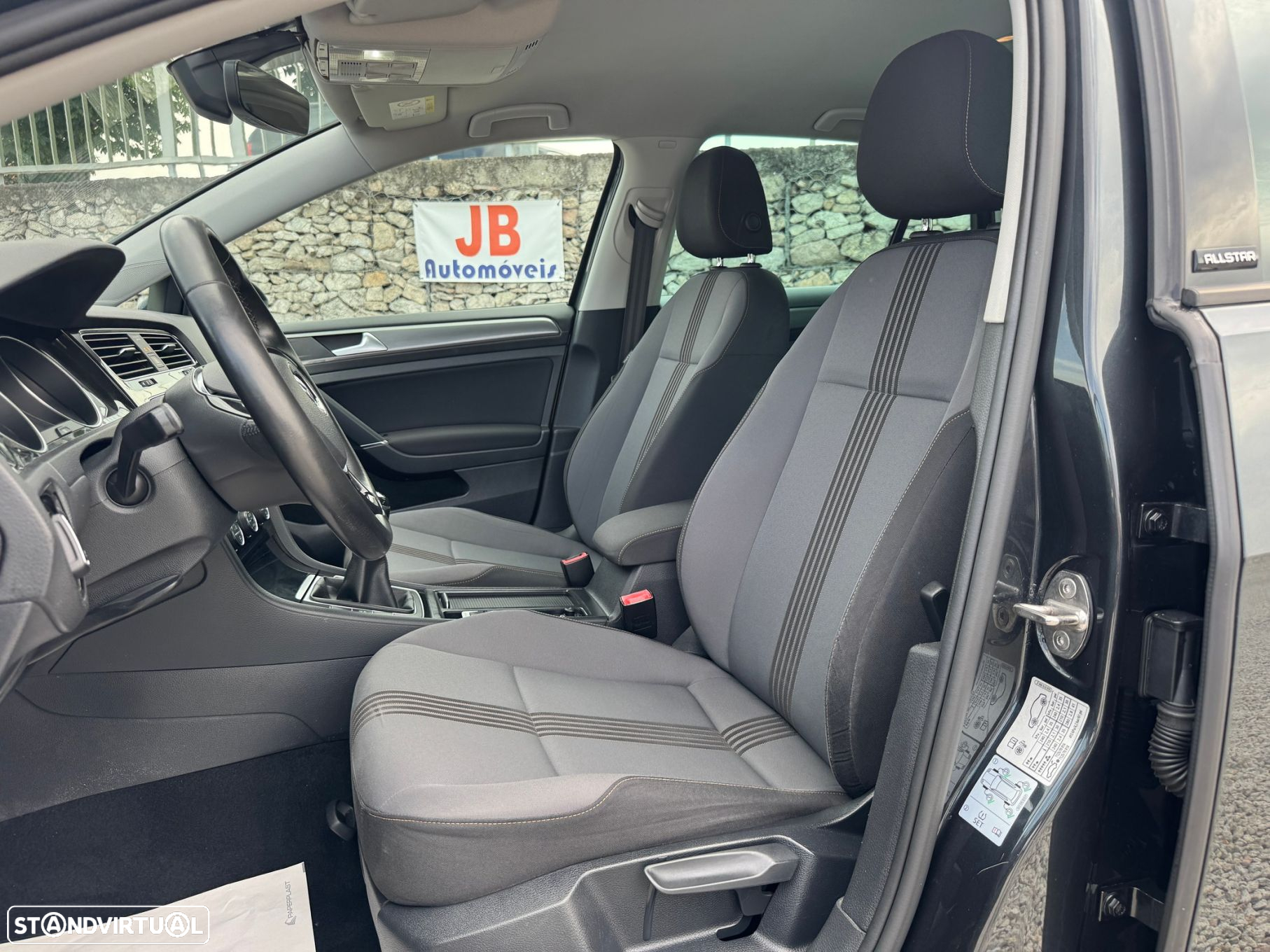 VW Golf 1.6 TDI BlueMotion Allstar - 9