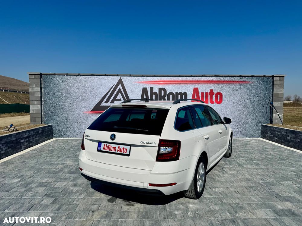 Skoda Octavia - 3