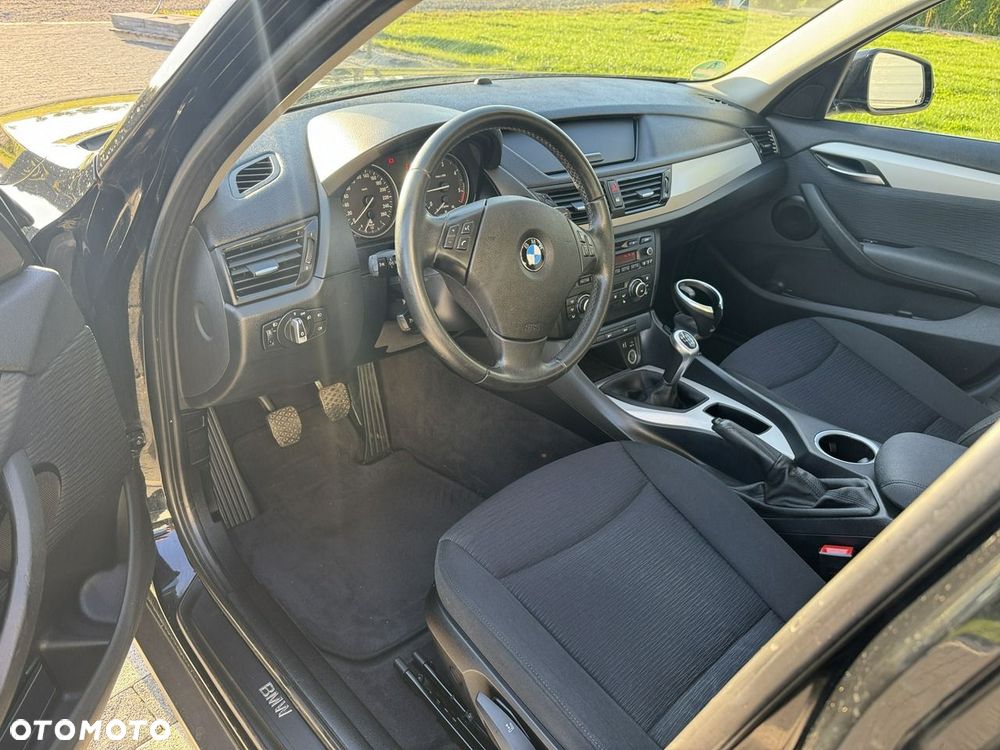 BMW X1 sDrive18d - 15