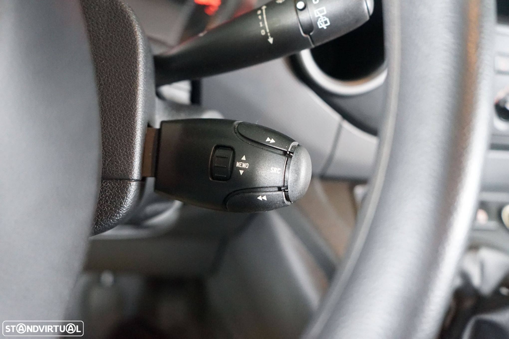 Citroën Berlingo 1.6 BlueHDi Feel - 23