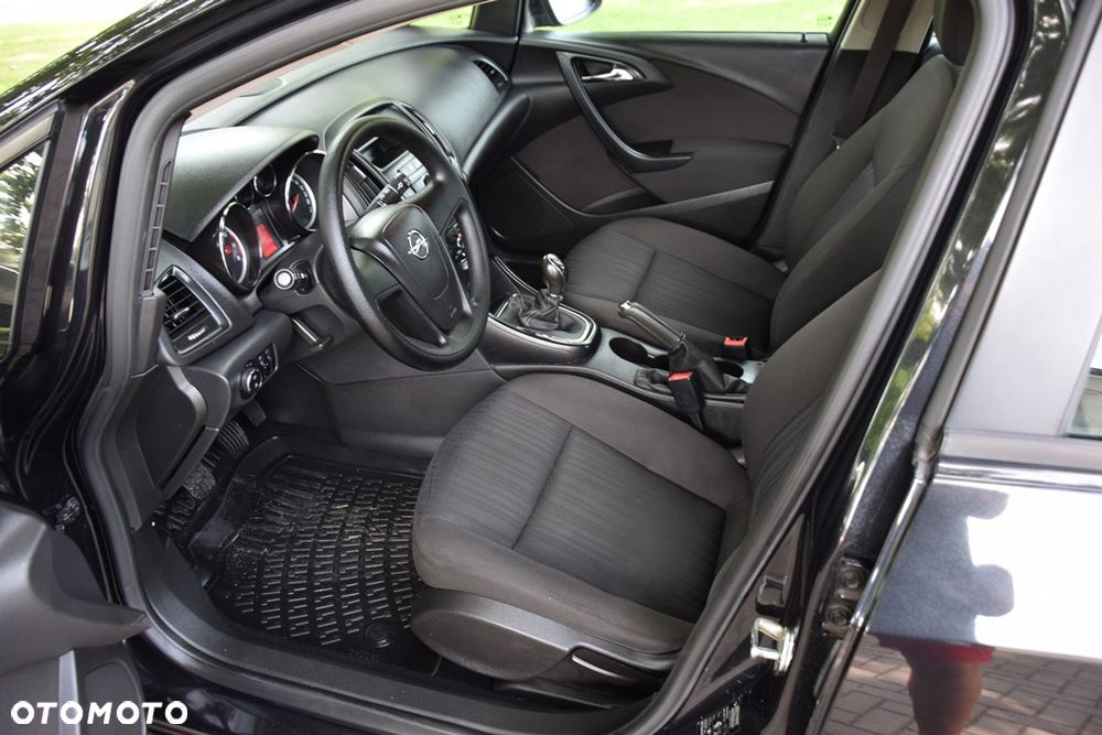 Opel Astra 1.4 ecoFLEX - 10