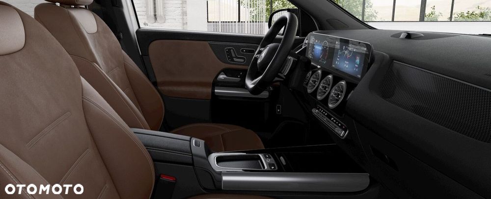 Mercedes-Benz GLA - 8