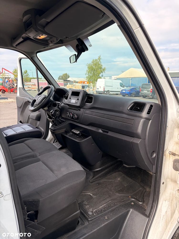 Renault Master - 9