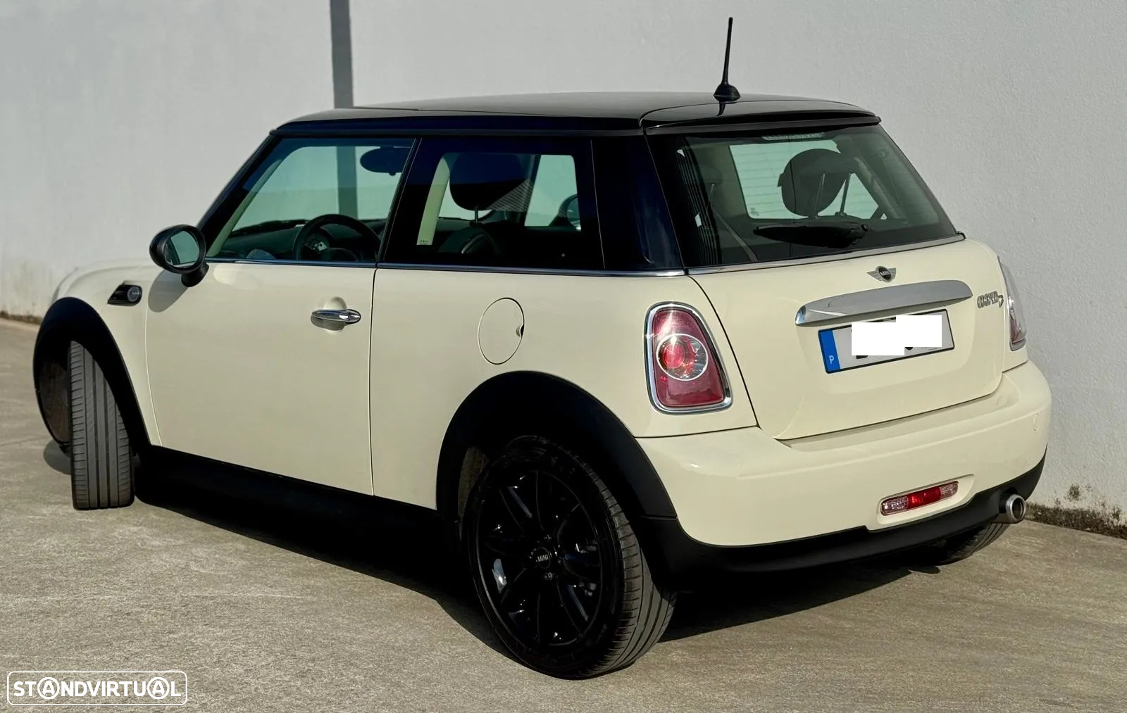 MINI 3 Portas Cooper D - 3