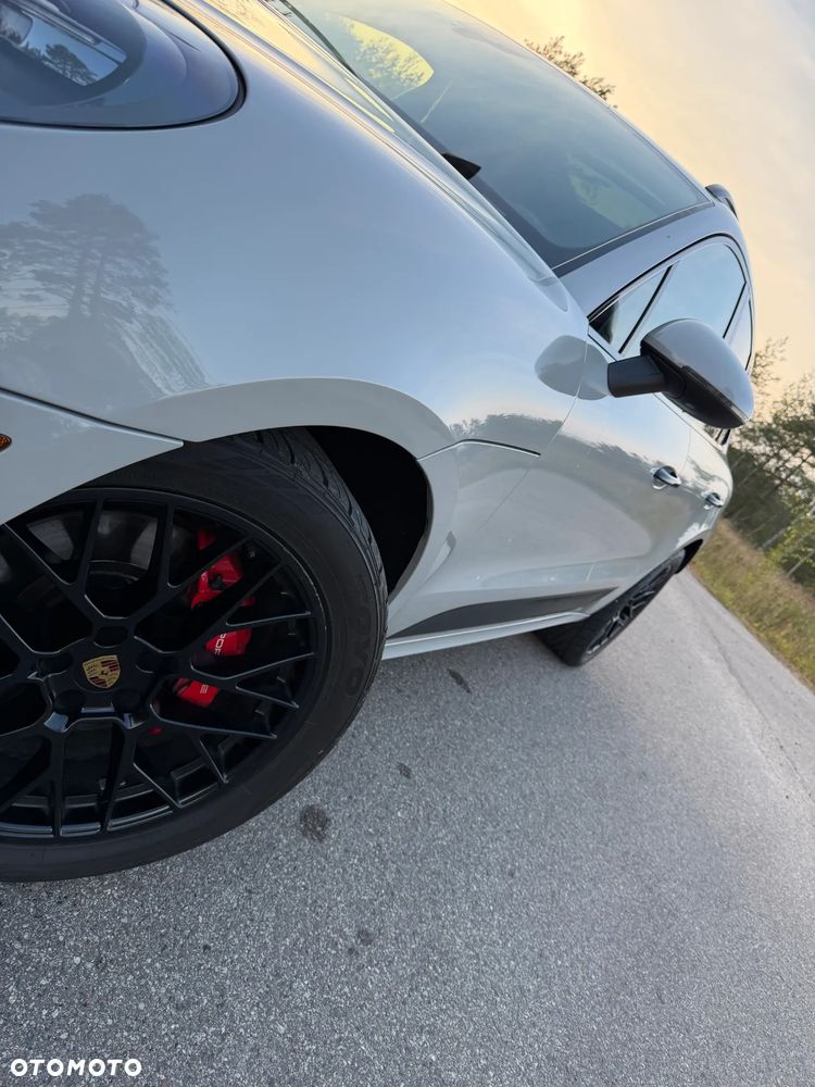 Porsche Macan - 20