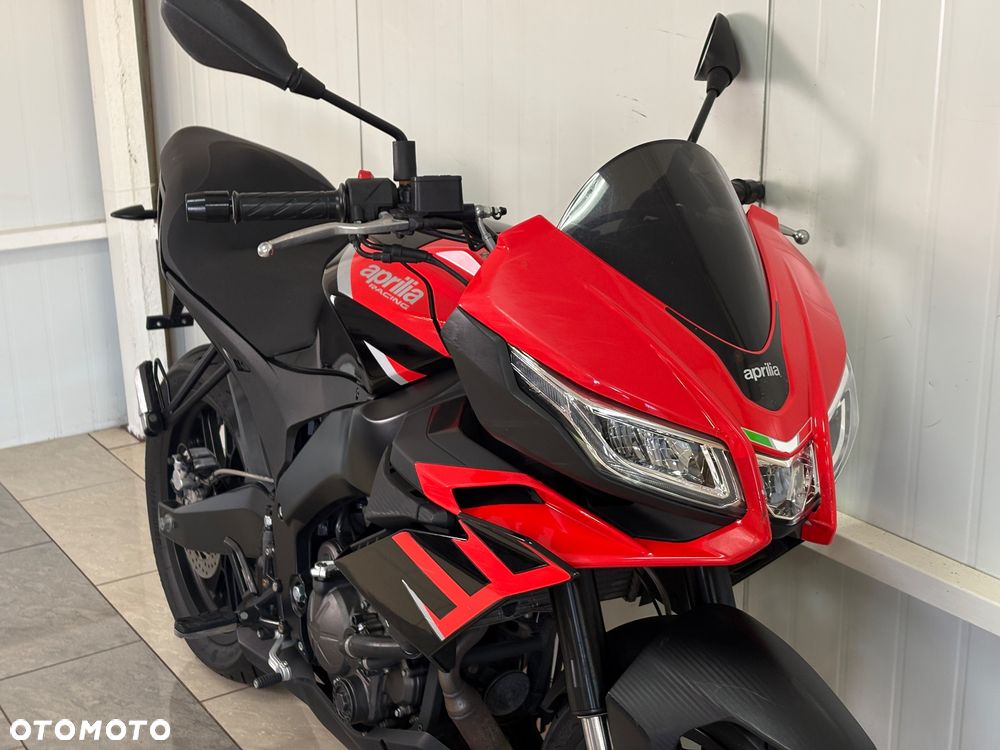 Aprilia Tuono - 11