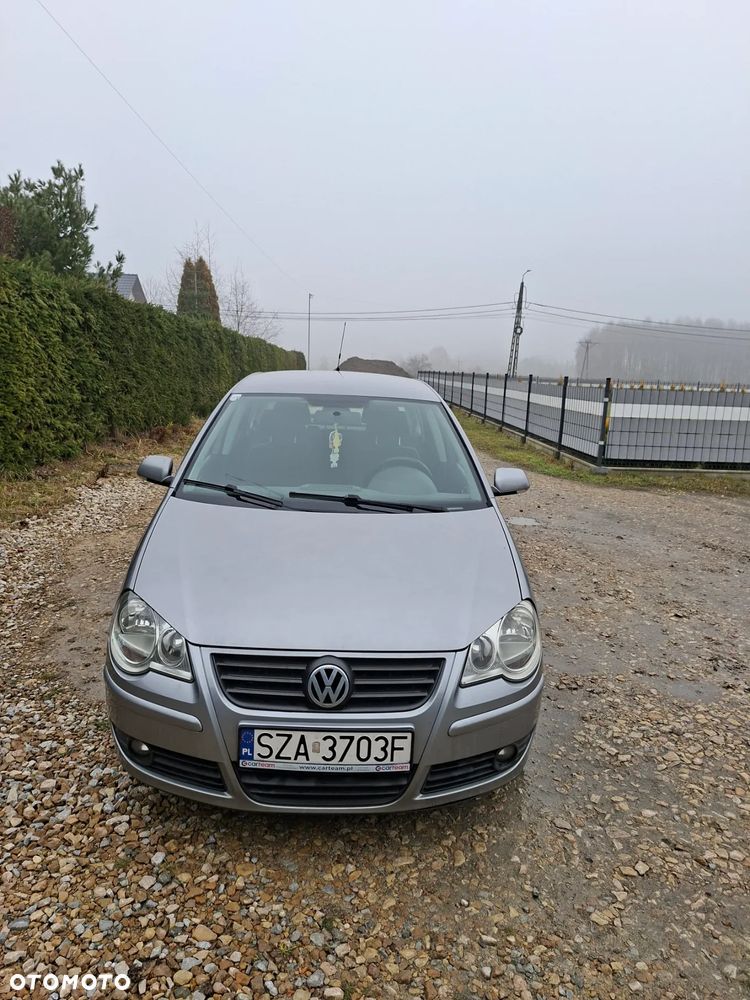 Volkswagen Polo - 1