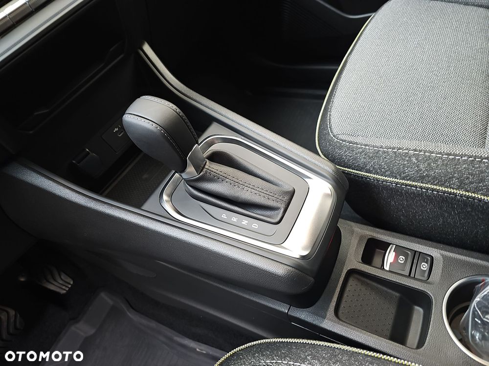 Renault Captur 1.3 TCe mHEV Techno EDC - 20