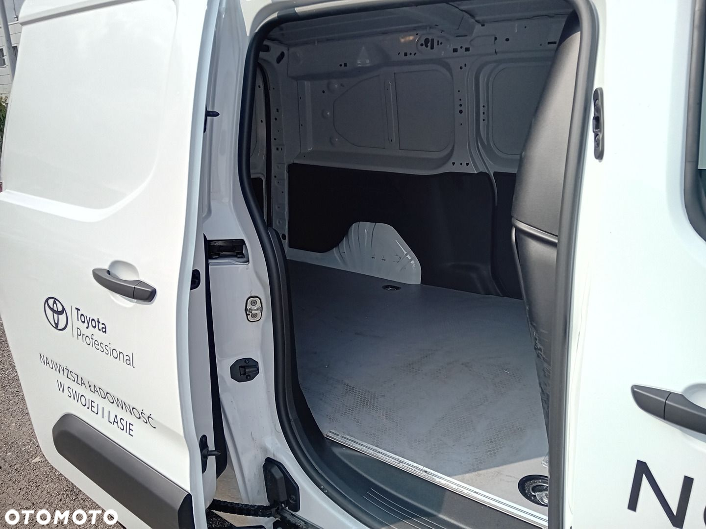 Toyota PROACE CITY - 28