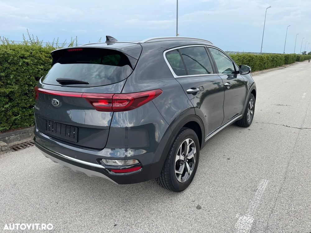 Kia Sportage 1.6 GDI 2WD Black Edition - 4