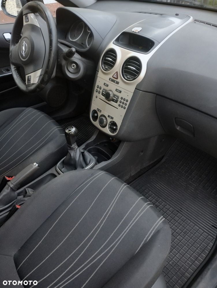 Opel Corsa - 5