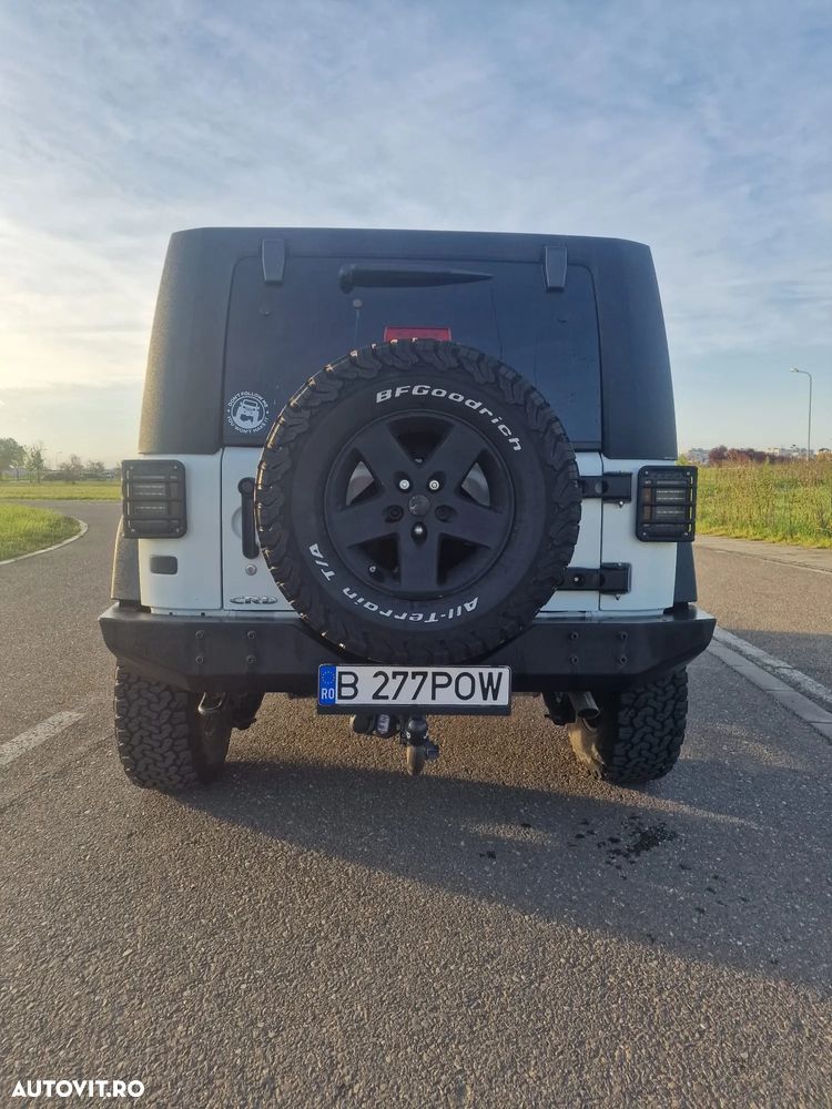 Jeep Wrangler - 5