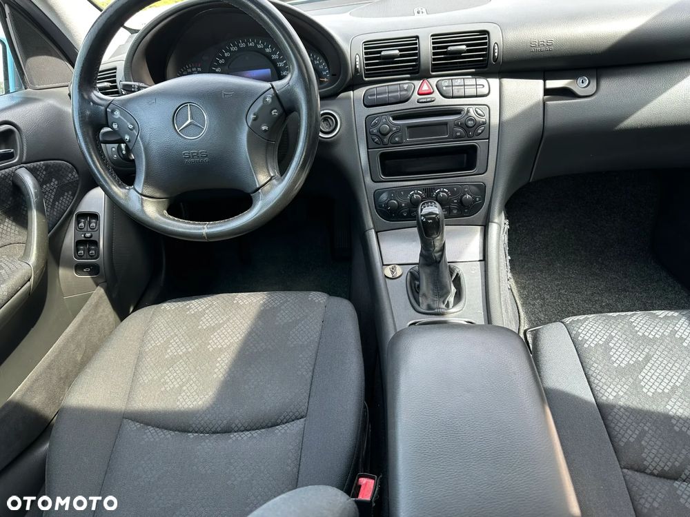 Mercedes-Benz Klasa C 180 Kompressor Avantgarde - 13