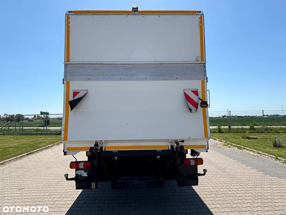 Mercedes-Benz ATEGO 1524  EURO 6 (1527, 1530) kontener z windą , kabina przeedłużana  z łóżkiem składanym - 15
