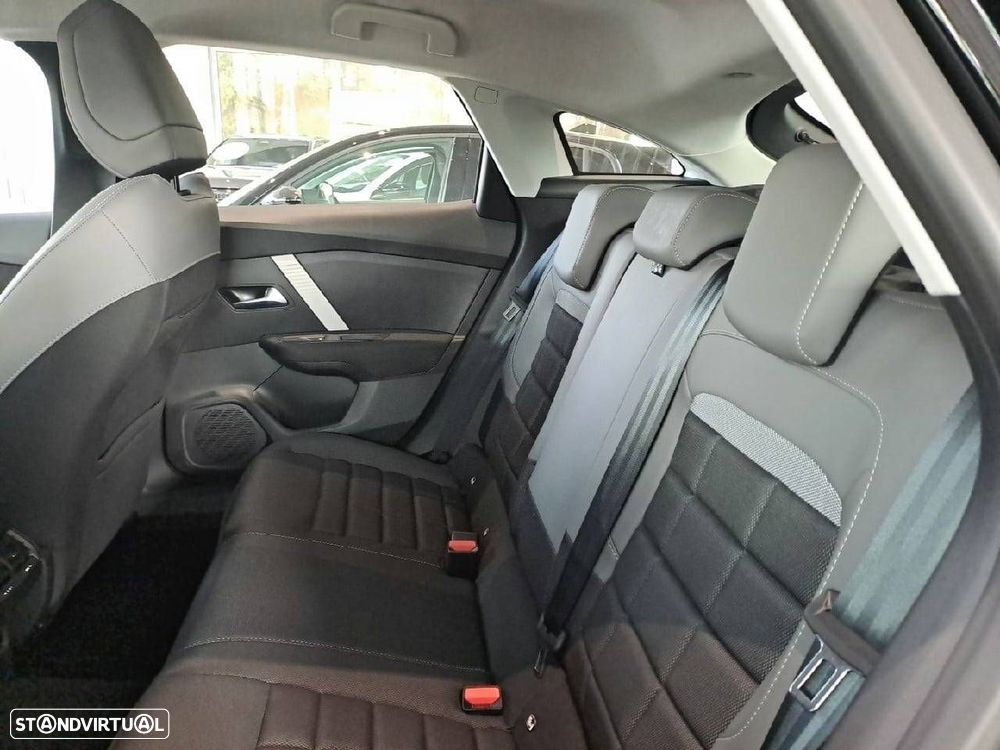 Citroën C4 1.2 Hybrid Plus e-DSC6 - 10