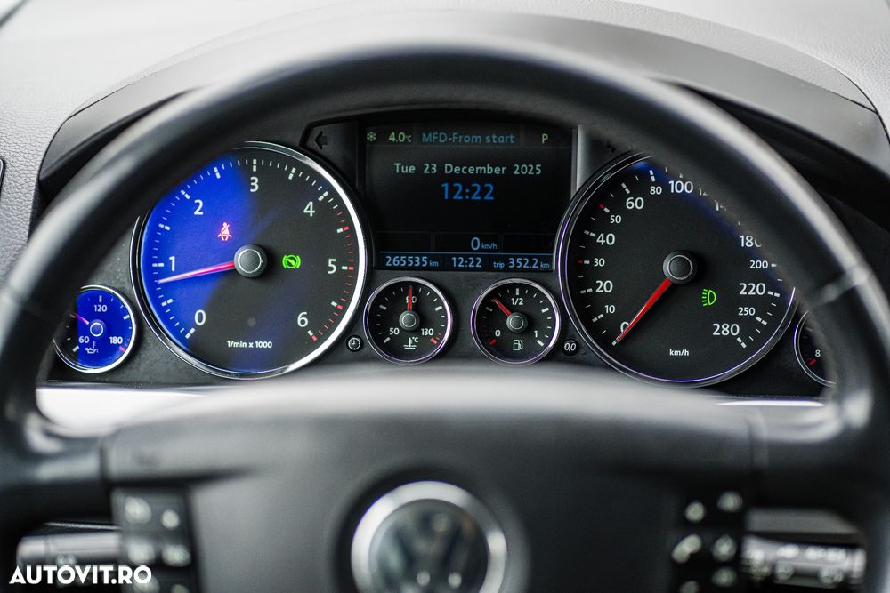 Volkswagen Touareg 3.0 V6 TDI Tipt. - 8