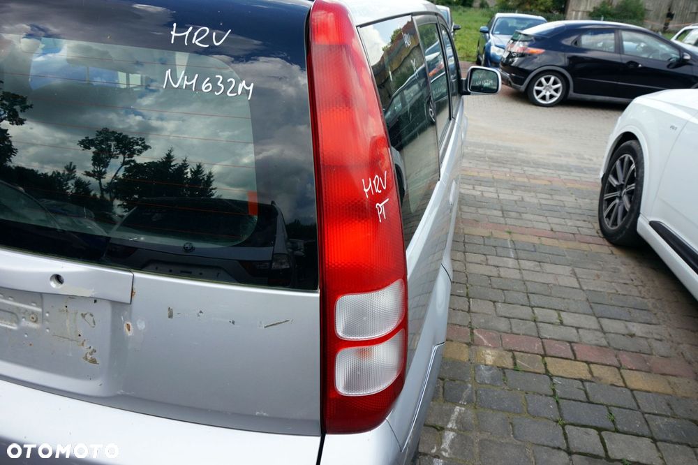 LAMPA TYLNA PRAWA HRV HR-V I GH LIFT 33501S2H003 HONDA 2001-2006 - 2