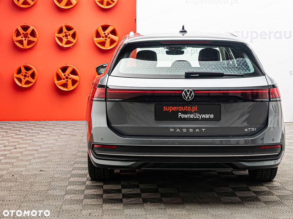 Volkswagen Passat - 29