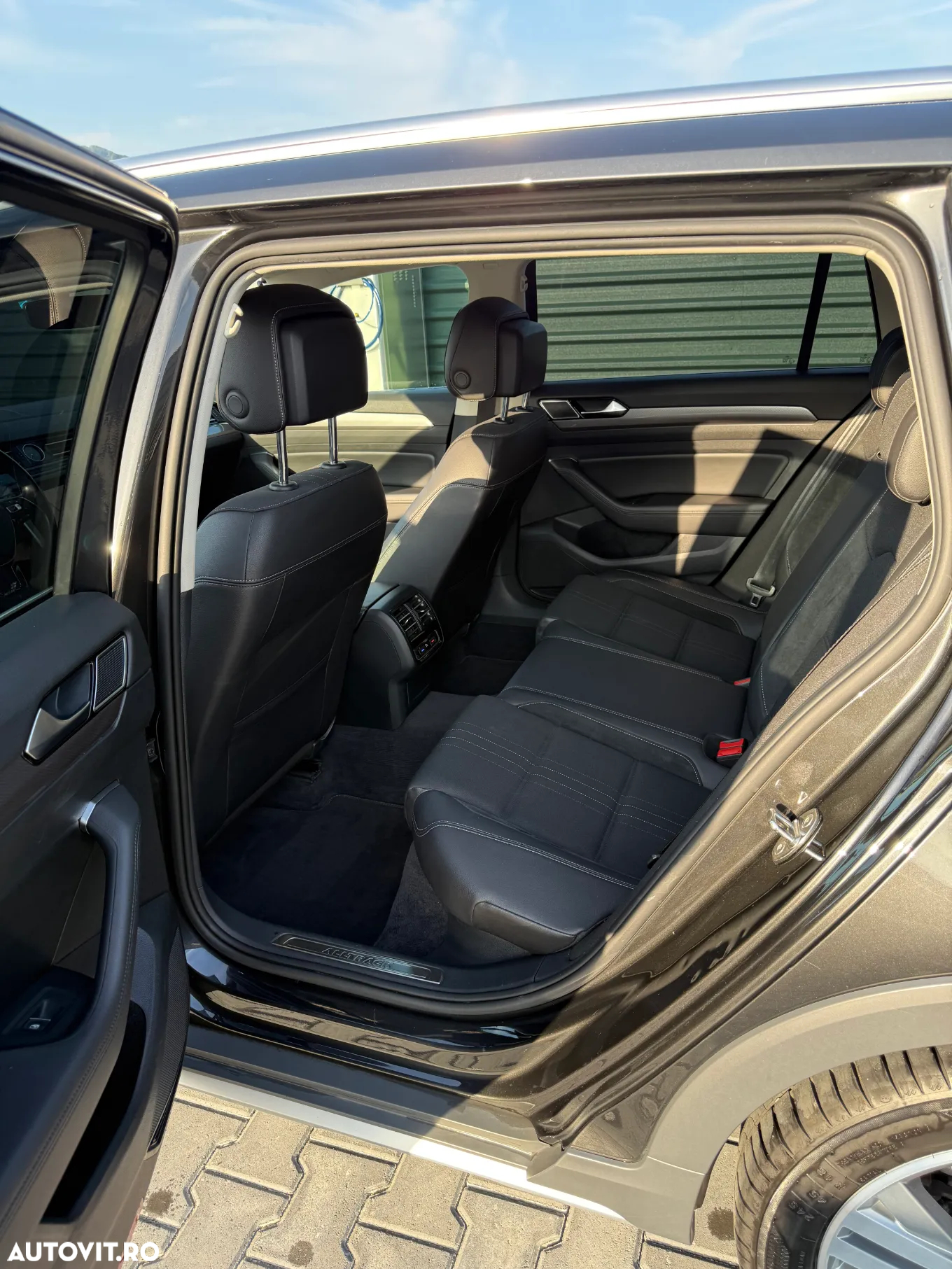Volkswagen Passat Alltrack 2.0 TDI DSG 4Motion - 13