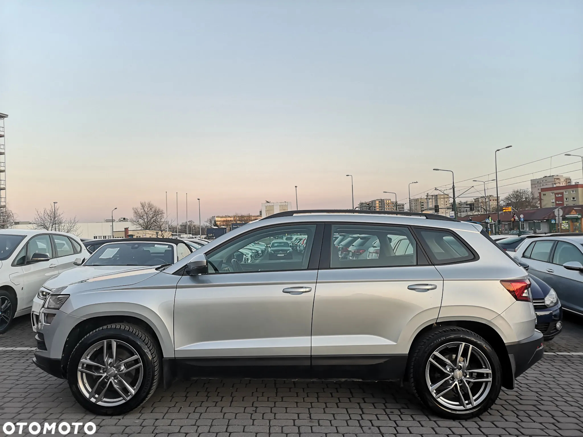 Skoda Karoq 2.0 TDI SCR 4x4 DSG Style - 6