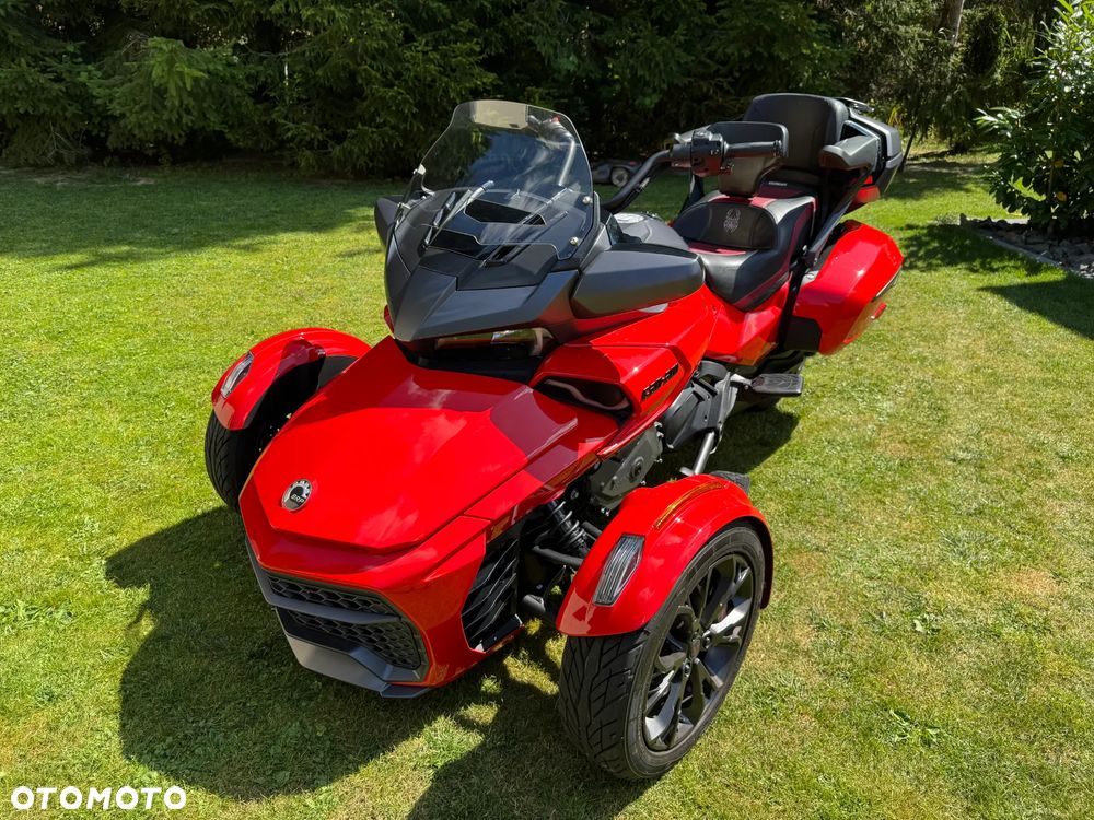 Can-Am Spyder - 15