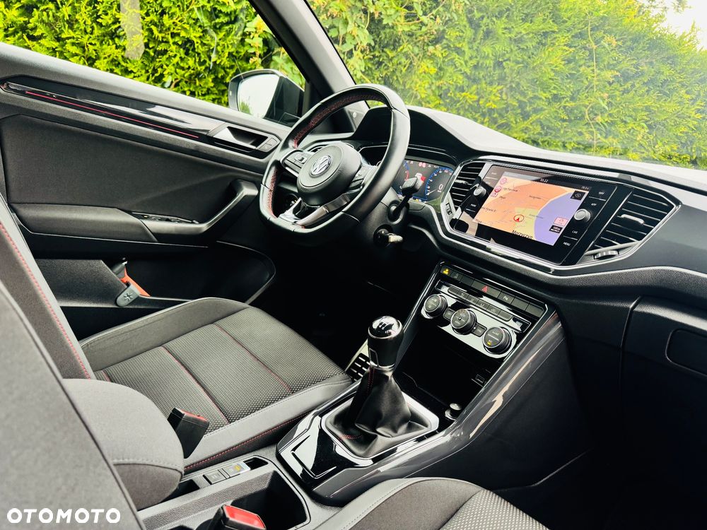 Volkswagen T-Roc 1.5 TSI OPF R-Line - 22