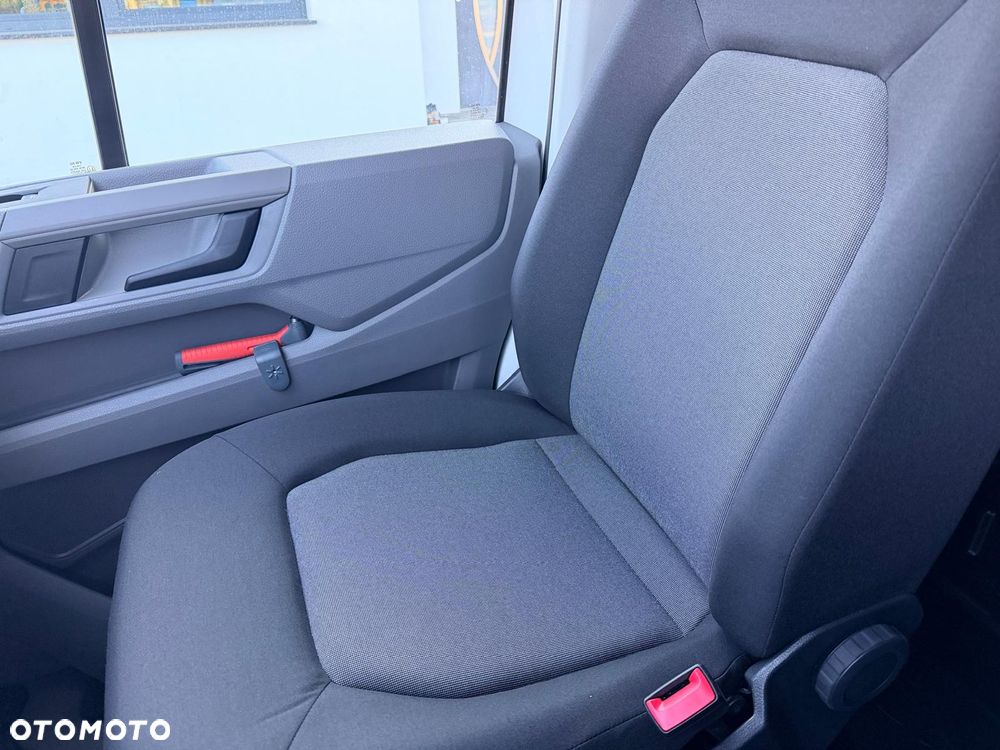 Volkswagen Crafter - 26