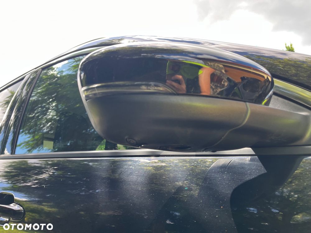 Ford Kuga 2.5 Duratec FHEV TITANIUM - 23