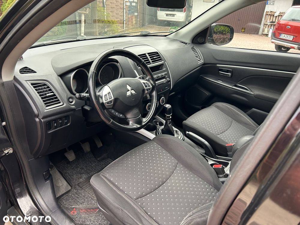 Mitsubishi ASX - 13
