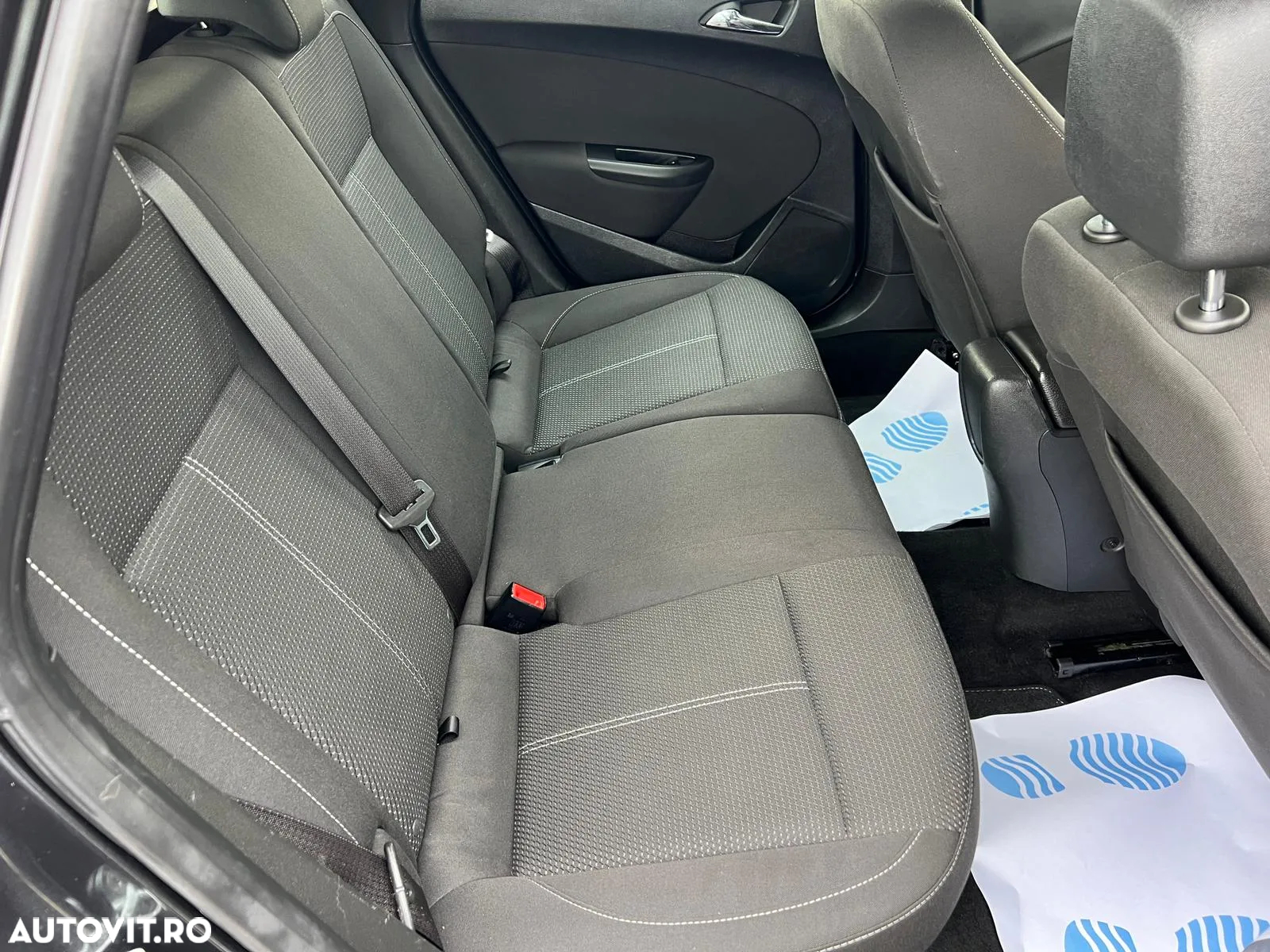 Opel Astra 1.7 CDTI DPF Sports Tourer - 25