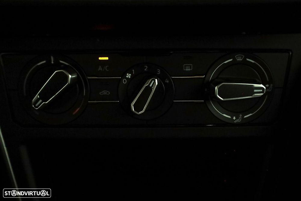 VW Taigo 1.0 TSI Urban - 12