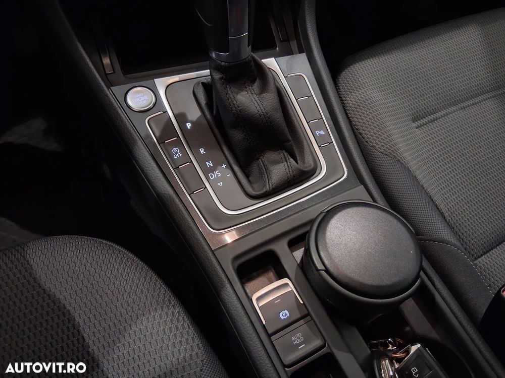 Volkswagen Golf Variant 1.5 eTSI MHEV 130CP DSG Style - 19