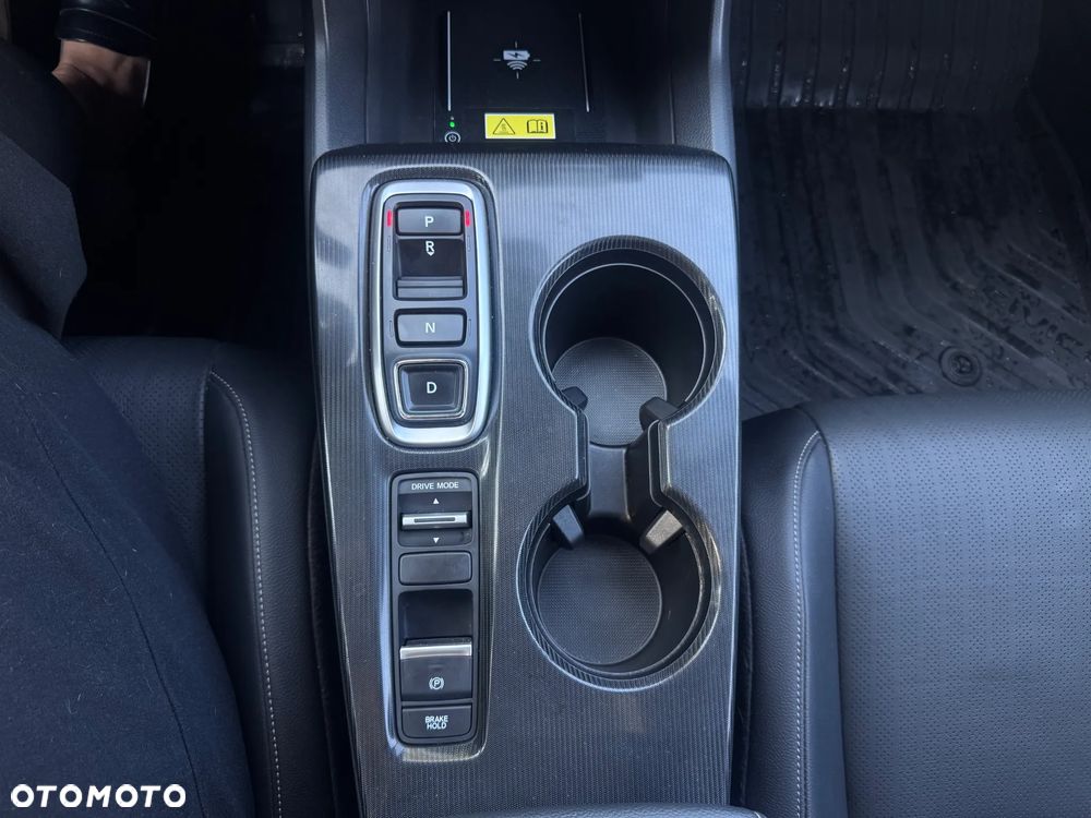 Honda Civic 2.0 i-MMD Advance CVT - 20