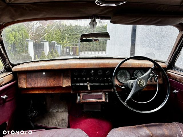 Jaguar Daimler - 22