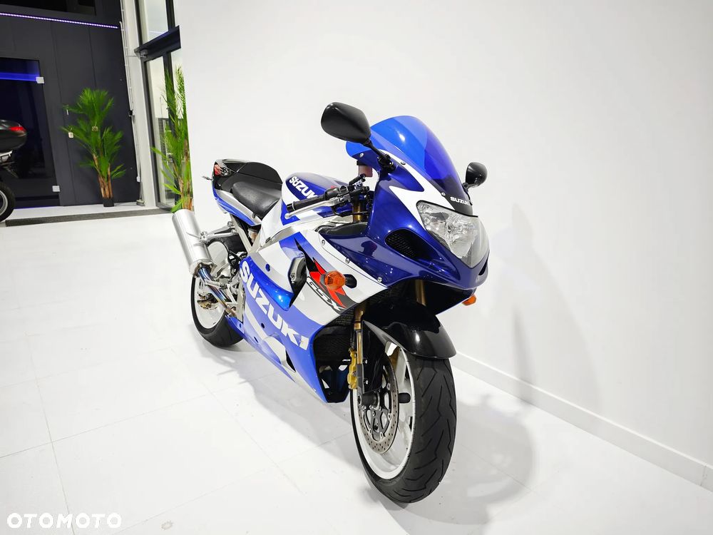 Suzuki GSX-R - 6