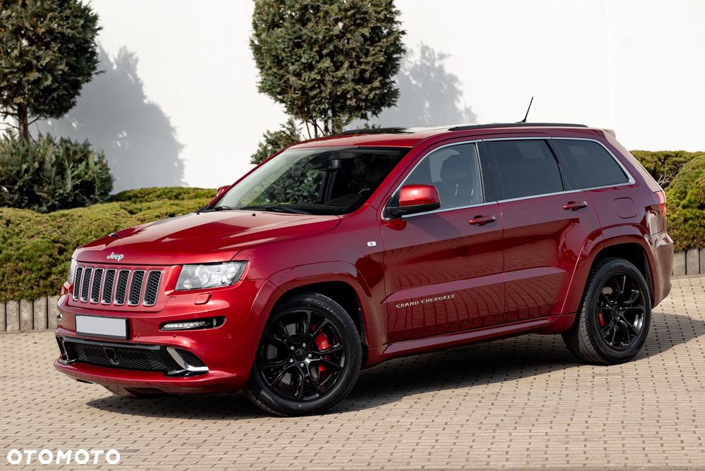Jeep Grand Cherokee SRT8 - 5