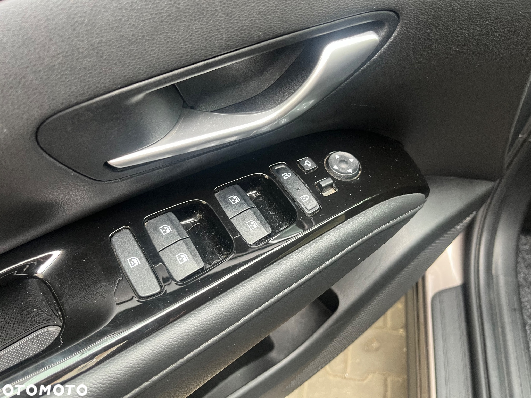 Hyundai Tucson 1.6 T-GDi HEV Smart 2WD - 12