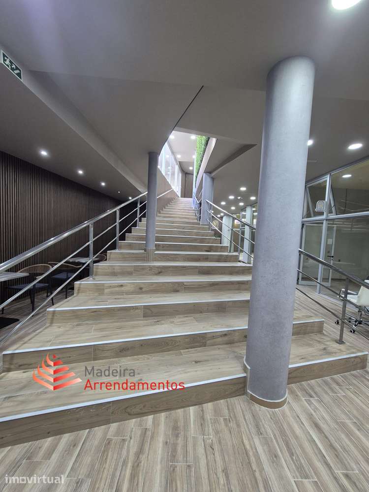 Galerias com 15 Espaços Comerciais - Grande imagem: 3/11
