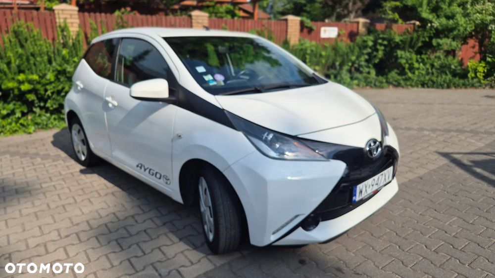 Toyota Aygo x-play - 8