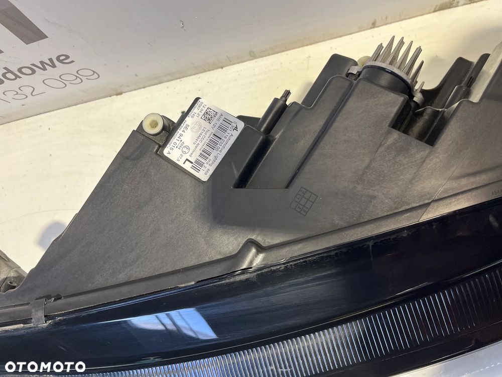 Škoda Octavia IV 4 lampa lewy/prawy  przód 5E4941015A,5E4941016A 2021R - 8