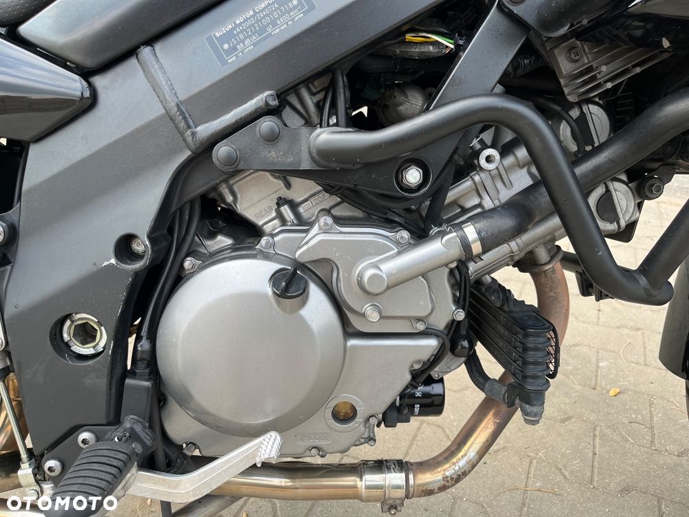 Suzuki V-STROM - 5