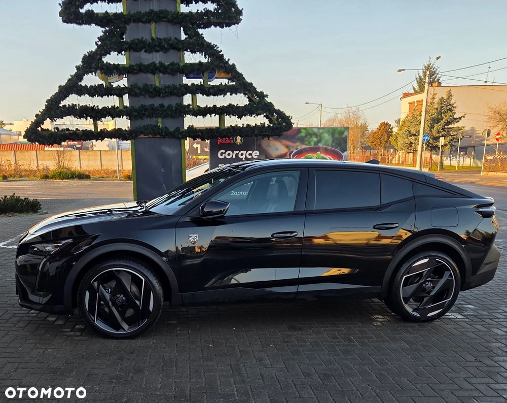 Peugeot 408 - 1