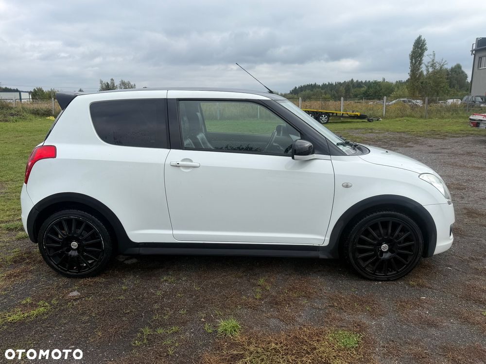 Suzuki Swift - 3