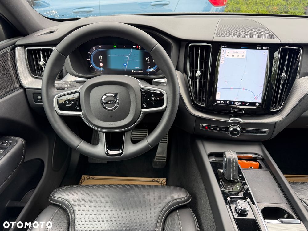 Volvo XC 60 B4 D AWD Geartronic RDesign - 39