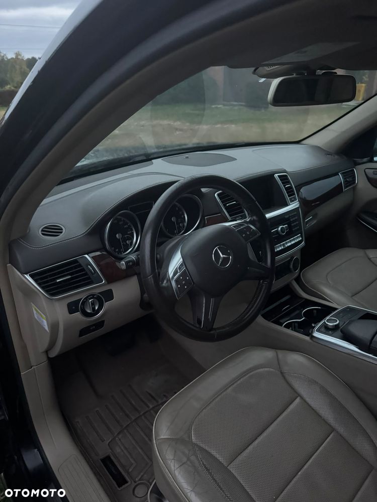 Mercedes-Benz GL 350 BlueTec 4-Matic - 25