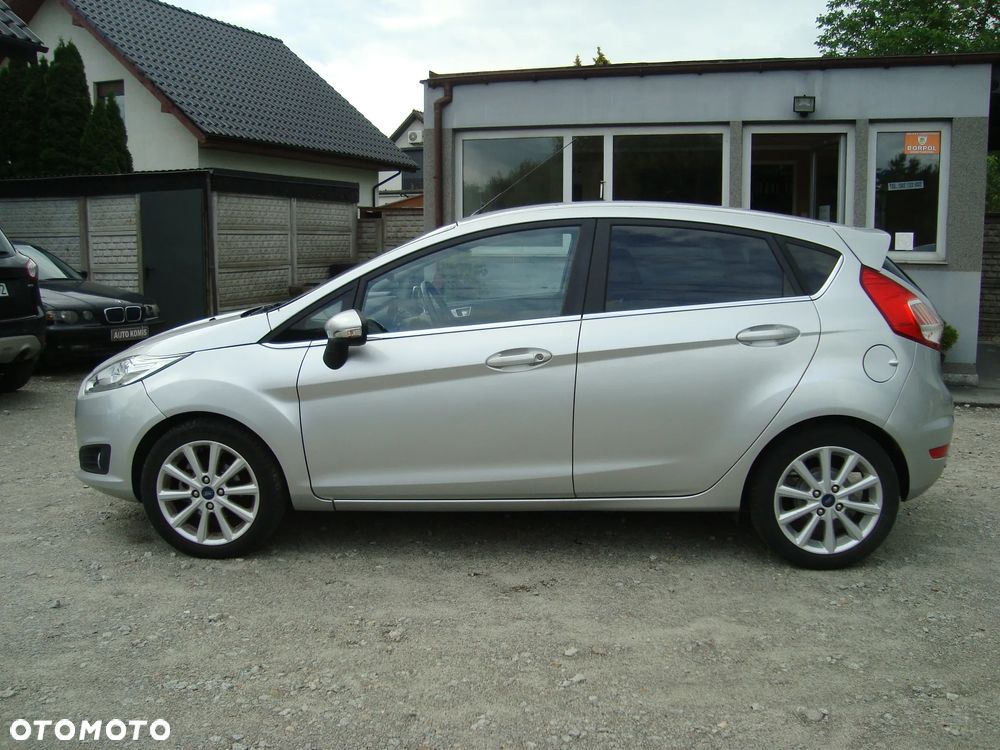 Ford Fiesta - 5