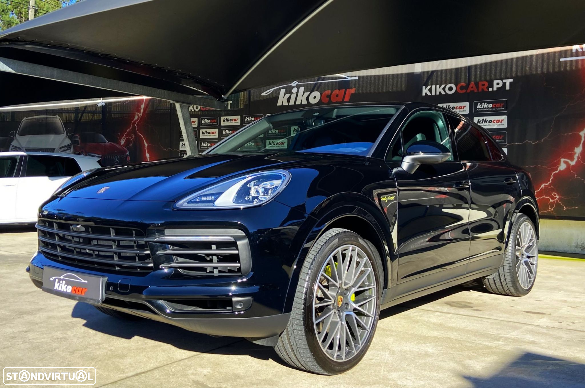 Porsche Cayenne Coupé E-Hybrid Platinum Edition - 3