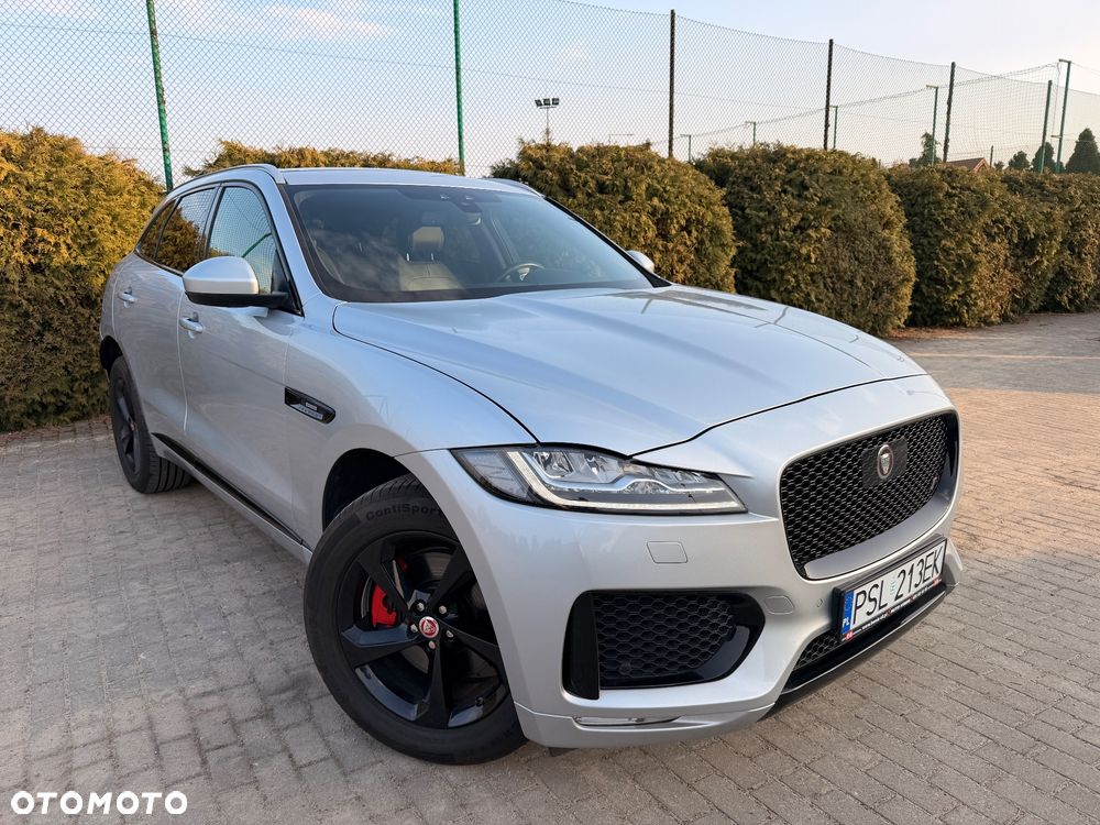 Jaguar F-Pace 30t AWD 300 Sport - 4