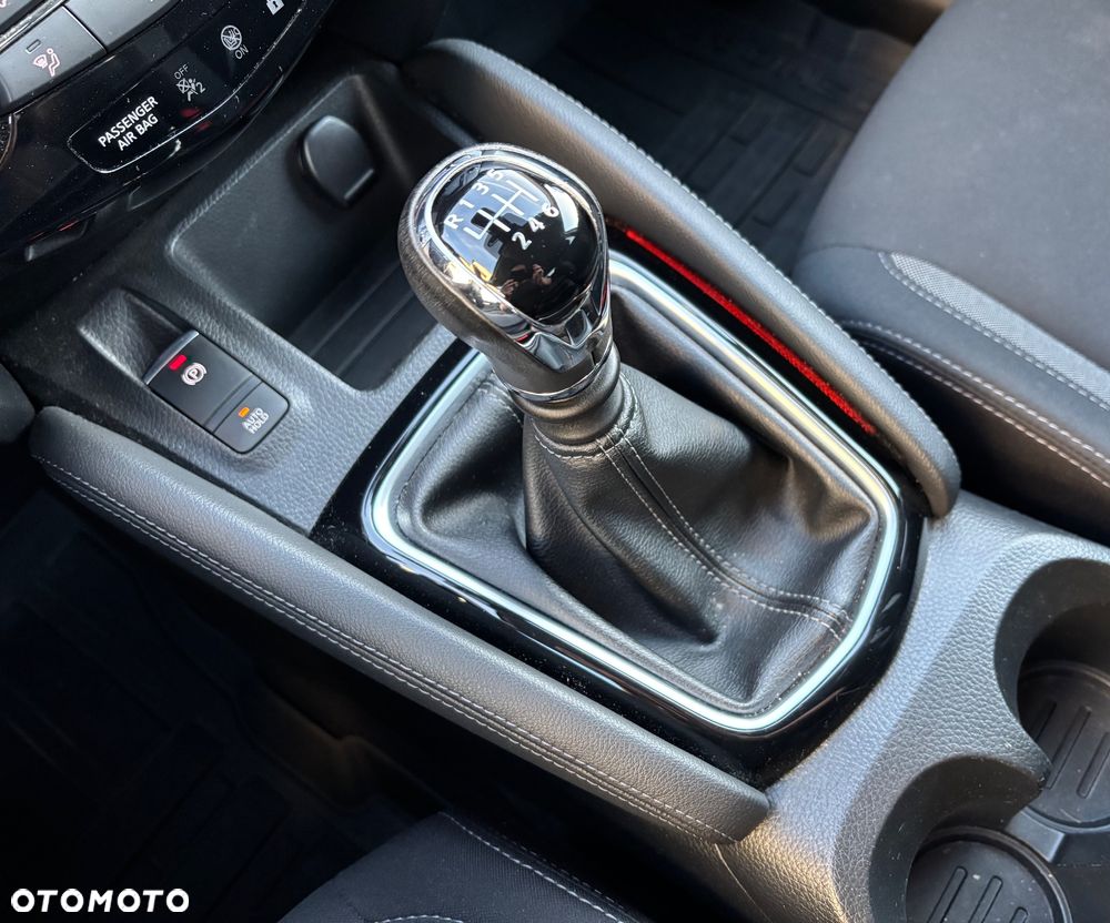 Nissan Qashqai 1.3 DIG-T N-Connecta EU6d - 31